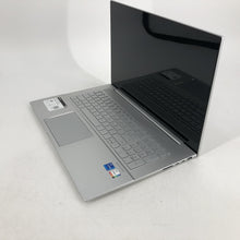 Load image into Gallery viewer, HP Envy 17 17.3&quot; Silver FHD TOUCH 2022 2.1GHz i7-1260P 12GB 512GB - Excellent