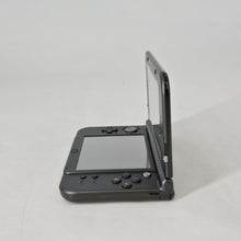Load image into Gallery viewer, Nintendo New 3DS XL Gray