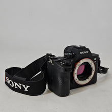 Load image into Gallery viewer, Sony Alpha 7 III 24.2MP Black