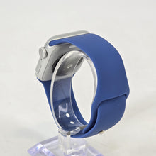 Load image into Gallery viewer, Apple Watch (SE) 2nd Gen. 40mm Silver WiFi 32GB