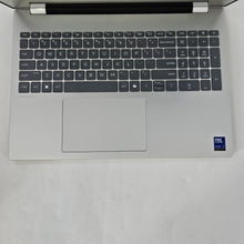 Load image into Gallery viewer, HP OmniBook 7 16 Glacier Silver 2.0 GHz Intel Core Ultra 7 Series 2 32GB RAM 1TB Solid State Drive