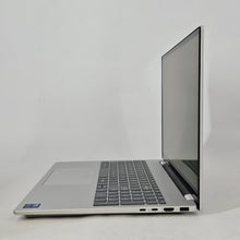Load image into Gallery viewer, HP OmniBook 7 16 Glacier Silver 2.0 GHz Intel Core Ultra 7 Series 2 32GB RAM 1TB Solid State Drive