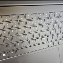 Load image into Gallery viewer, Razer Blade 15 Base 2020 Black 2.6 GHz Intel Core i7 10th Gen. 16GB RAM 512GB Solid State Drive NVIDIA GeForce RTX 2070 8 GB
