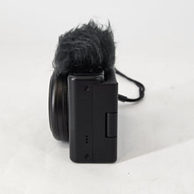 Load image into Gallery viewer, Sony ZV-1F 20.1MP Black