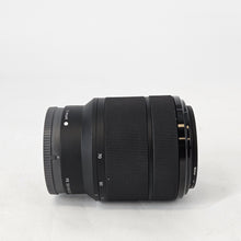Load image into Gallery viewer, Sony FE 28-70mm Black