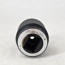 Load image into Gallery viewer, Sony FE 28-70mm Black