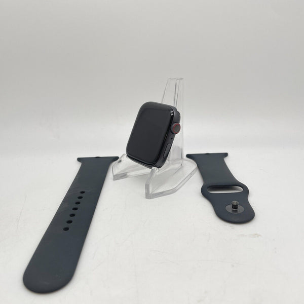 Apple Watch Series 7 Cellular Midnight Aluminum 45mm Black Sport Band Excellent