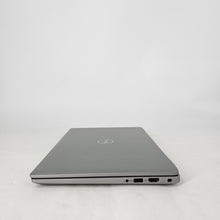 Load image into Gallery viewer, Latitude 5440 14 Gray 1.7 GHz Intel Core i7 13th Gen. 16GB RAM 512GB Solid State Drive