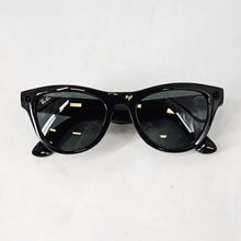 Load image into Gallery viewer, Meta Ray-Ban Meta Skyler (Gen 1) Shiny Black 32GB