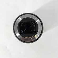 Load image into Gallery viewer, Sony FE 20-70mm Black