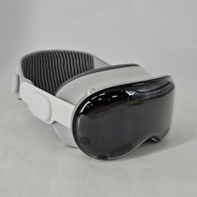Load image into Gallery viewer, Apple Vision Pro 256GB
