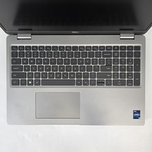 Load image into Gallery viewer, Latitude 5530 15.6 Silver 1.8 GHz Intel Core i7 12th Gen. 16GB RAM 512GB Solid State Drive