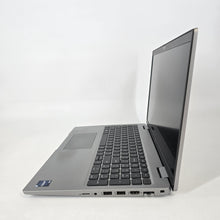 Load image into Gallery viewer, Latitude 5530 15.6 Silver 1.8 GHz Intel Core i7 12th Gen. 16GB RAM 512GB Solid State Drive