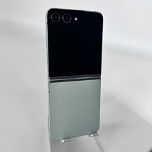 Load image into Gallery viewer, Galaxy Z Flip5 512GB Green (GSM Unlocked)