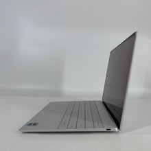 Load image into Gallery viewer, Dell XPS 13 Plus 9320 Silver 2.2 GHz Intel Core i7 13th Gen. 16GB RAM 512GB Solid State Drive