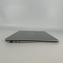 Load image into Gallery viewer, Microsoft Surface Laptop 5 13.5 Platinum 2.7 GHz Intel Core i7 12th Gen. 16GB RAM 512GB Solid State Drive