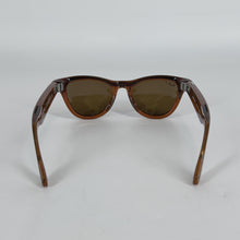 Load image into Gallery viewer, Meta Ray-Ban Meta Skyler (Gen 1) Shiny Caramel Transparent 32GB