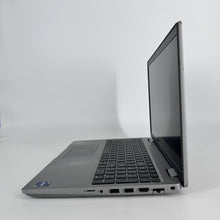 Load image into Gallery viewer, Dell Latitude 5531 15.6 Silver 1.8 GHz Intel Core i7 12th Gen. 32GB RAM 512GB Solid State Drive