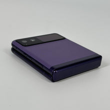 Load image into Gallery viewer, Motorola Razr (2023) 8GB RAM 128GB Purple (GSM Unlocked)