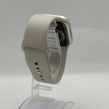 Load image into Gallery viewer, Apple Watch (Series 9) 41mm Silver Unlocked 64GB
