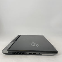 Load image into Gallery viewer, Asus ROG Strix Scar 15 G533 15.6 Black 2.5 GHz Intel Core i9 12th Gen. 16GB RAM 1TB Solid State Drive NVIDIA GeForce RTX 3070 Ti 8 GB
