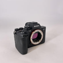 Load image into Gallery viewer, Sony Alpha 7R V 61MP Black