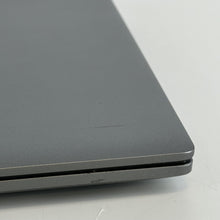 Load image into Gallery viewer, Latitude 5550 15.6 Silver 1.3 GHz Intel Core Ultra 5 16GB RAM 512GB Solid State Drive