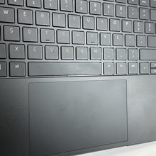 Load image into Gallery viewer, Razer Blade 15 Advanced 2021 Black 2.3 GHz Intel Core i7 11th Gen. 16GB RAM 1TB Solid State Drive NVIDIA GeForce RTX 3070 8 GB