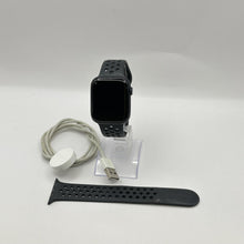 Load image into Gallery viewer, Apple Watch (Series 8) 45mm Space Black Unlocked 32GB