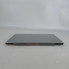 Load image into Gallery viewer, XPS 13 9300 Silver 1.0 GHz Intel Core i5 10th Gen. 8GB RAM 256GB Solid State Drive