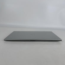 Load image into Gallery viewer, XPS 13 9300 Silver 1.0 GHz Intel Core i5 10th Gen. 8GB RAM 256GB Solid State Drive