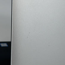 Load image into Gallery viewer, Dell XPS 15 7590 Silver 2.6 GHz Intel Core i7 9th Gen. 32GB RAM 1TB Solid State Drive NVIDIA GeForce GTX 1650 4 GB