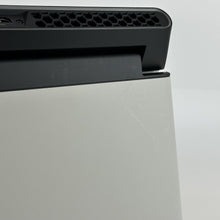 Load image into Gallery viewer, Dell Alienware M17 R4 White 2.2 GHz Intel Core i7 10th Gen. 32GB RAM 2TB Solid State Drive NVIDIA GeForce RTX 3080 16 GB