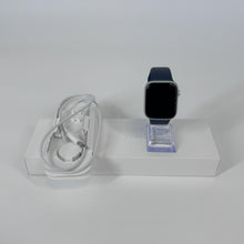 Load image into Gallery viewer, Apple Watch (Series 9) 45mm Silver Unlocked 64GB