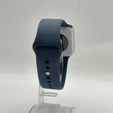Load image into Gallery viewer, Apple Watch (SE) 2nd Gen. 44mm Silver Unlocked 32GB