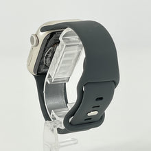 Load image into Gallery viewer, Apple Watch (Series 8) 41mm Starlight WiFi 32GB