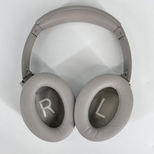 Load image into Gallery viewer, Bose QuietComfort Headphones Beige