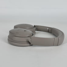 Load image into Gallery viewer, Bose QuietComfort Headphones Beige