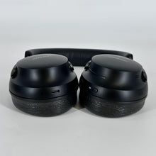 Load image into Gallery viewer, Bose QuietComfort Ultra Headphones Black