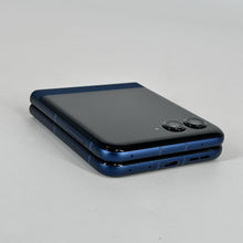 Load image into Gallery viewer, Motorola Razr (2025) 256GB Blue (Cricket)