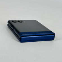 Load image into Gallery viewer, Motorola Razr (2025) 256GB Blue (Cricket)