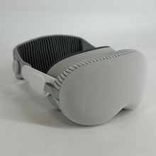 Load image into Gallery viewer, Apple Vision Pro 256GB