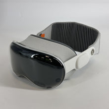 Load image into Gallery viewer, Apple Vision Pro 256GB