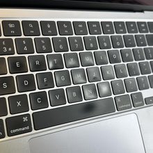 Load image into Gallery viewer, Apple MacBook Air 13 2022 Silver 3.49 GHz M2 8-Core CPU 8GB Unified Memory 256GB Solid State Drive 8-Core GPU