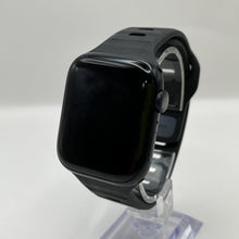 Load image into Gallery viewer, Apple Watch (Series 8) 45mm Space Black WiFi 32GB