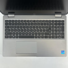 Load image into Gallery viewer, Dell Latitude 5520 15.6 Gray 2.8 GHz Intel Core i7 11th Gen. 16GB RAM 512GB Solid State Drive