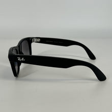 Load image into Gallery viewer, Meta Ray-Ban Meta Wayfarer (Gen 1) Matte Black 32GB
