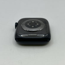 Load image into Gallery viewer, Apple Watch (Series 8) 41mm Space Black Unlocked 32GB