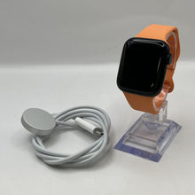 Load image into Gallery viewer, Apple Watch (SE) 2nd Gen. 40mm Black WiFi 32GB