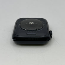 Load image into Gallery viewer, Apple Watch (SE) 2nd Gen. 40mm Black WiFi 32GB